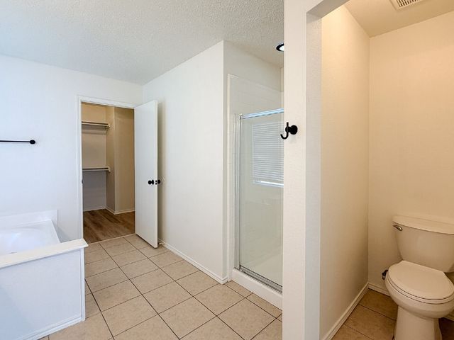 8516 Auburn Drive, Fort Worth, TX 76123