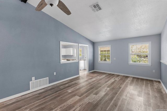7613 LEAFY HOLLOW CT, Live Oak, TX 78233