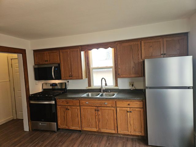 532 Range Street, North Mankato, MN 56003