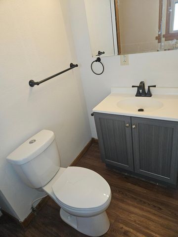 532 Range Street, North Mankato, MN 56003