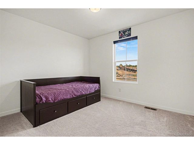 1053 High Point Trl, Elizabeth, CO 80107