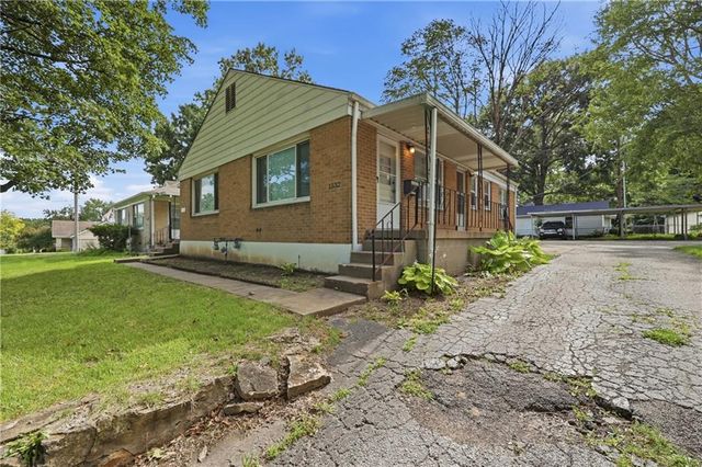 1532 S Ash Avenue, Independence, MO 64052