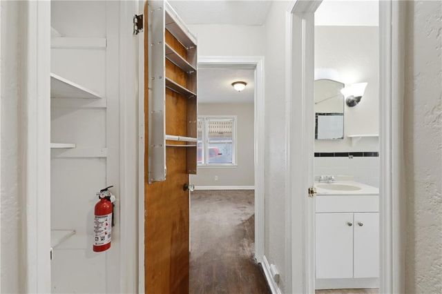 1532 S Ash Avenue, Independence, MO 64052