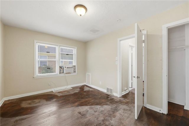 1532 S Ash Avenue, Independence, MO 64052