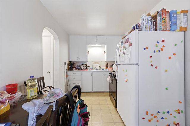 1532 S Ash Avenue, Independence, MO 64052
