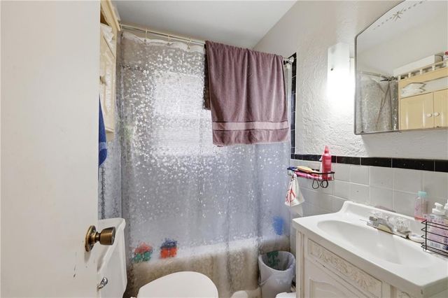 1532 S Ash Avenue, Independence, MO 64052