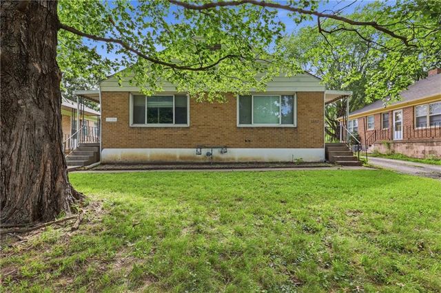 1532 S Ash Avenue, Independence, MO 64052