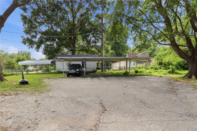 1532 S Ash Avenue, Independence, MO 64052