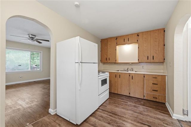 1532 S Ash Avenue, Independence, MO 64052