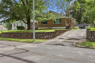 1532 S Ash Avenue, Independence, MO 64052