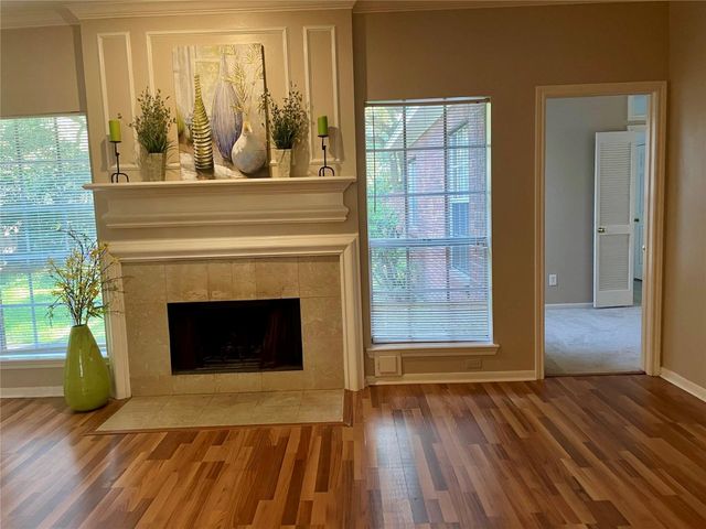 14527 Circlewood Way, Houston, TX 77062