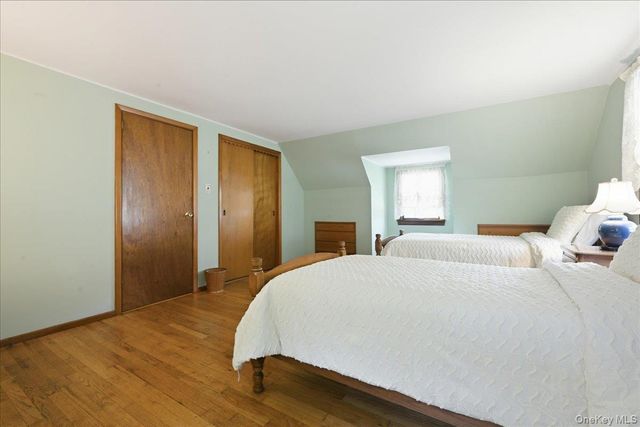 144 Hughes Place, Albertson, NY 11507