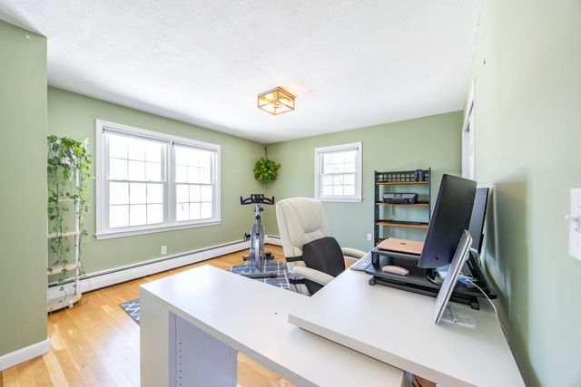 9 Leslie Lane, Nashua, NH 03062