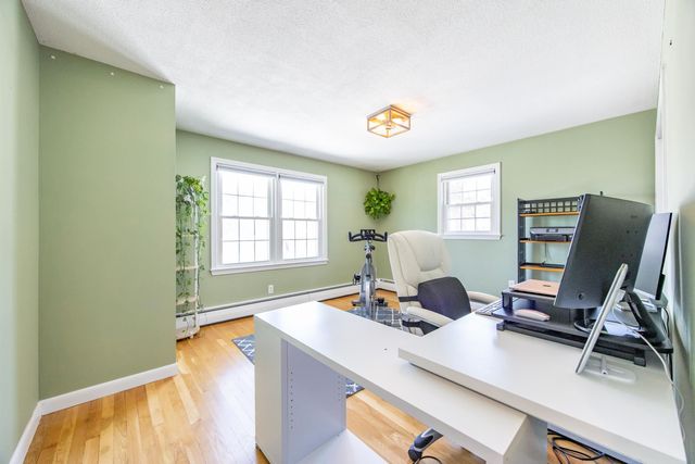 9 Leslie Lane, Nashua, NH 03062