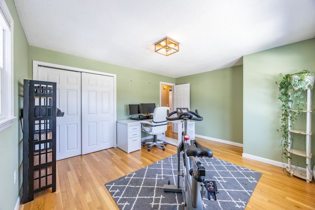 9 Leslie Lane, Nashua, NH 03062