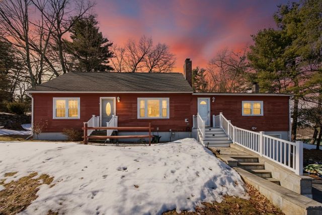 9 Leslie Lane, Nashua, NH 03062