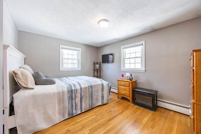 9 Leslie Lane, Nashua, NH 03062