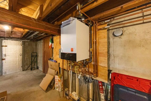 9 Leslie Lane, Nashua, NH 03062