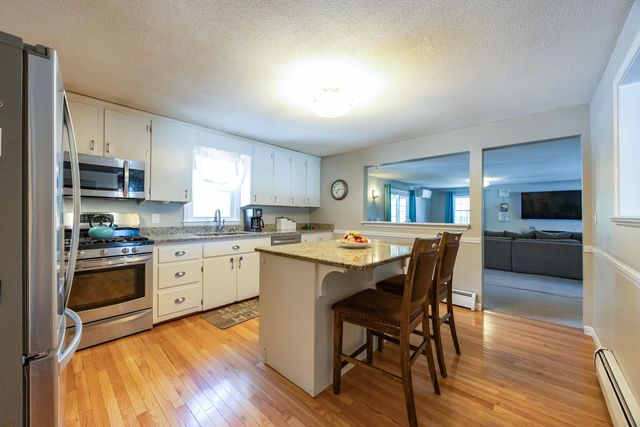 9 Leslie Lane, Nashua, NH 03062