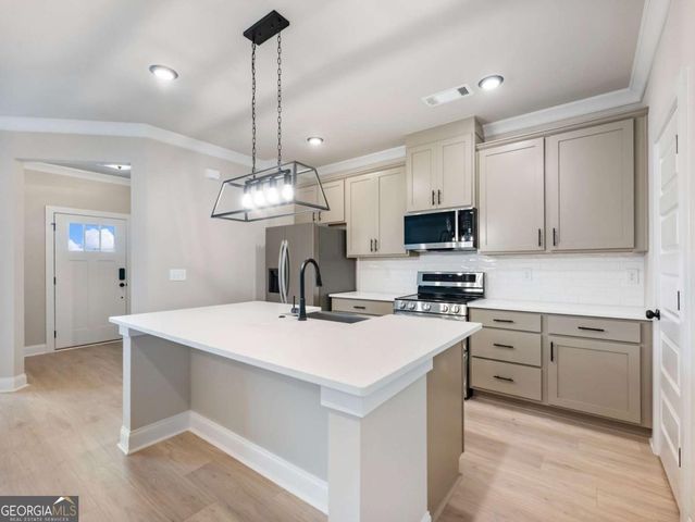 206 Grand Highlands Court, Winder, GA 30680