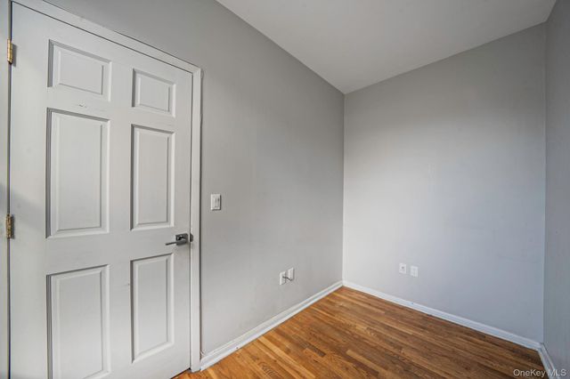 176A 26, Brooklyn, NY 11232