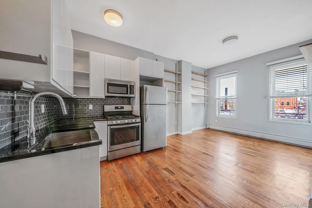 176A 26, Brooklyn, NY 11232