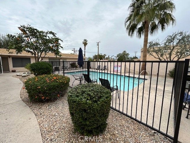 73740 Santa Rosa Way 5, Palm Desert, CA 92260