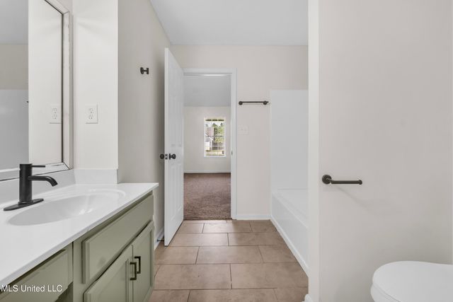 3031 S Caitlynn Circle, Horn Lake, MS 38637