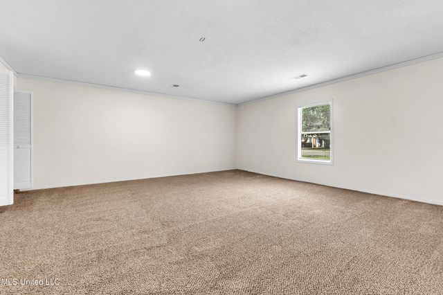 3031 S Caitlynn Circle, Horn Lake, MS 38637