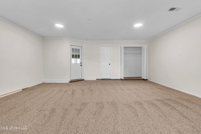 3031 S Caitlynn Circle, Horn Lake, MS 38637