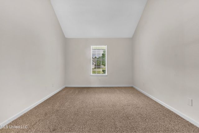 3031 S Caitlynn Circle, Horn Lake, MS 38637