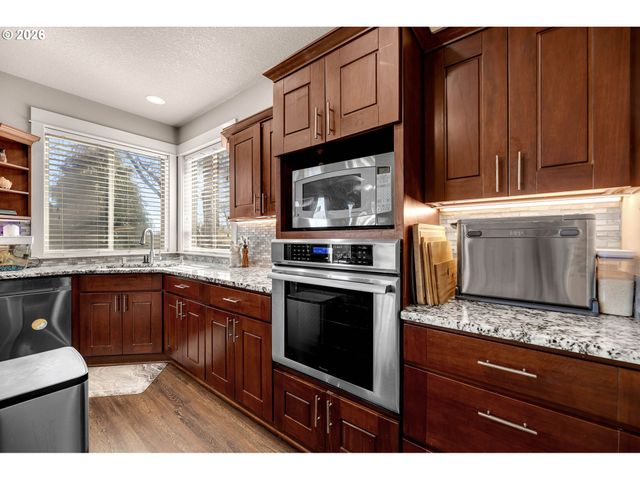 1551 N 4TH Ct, Washougal, WA 98671