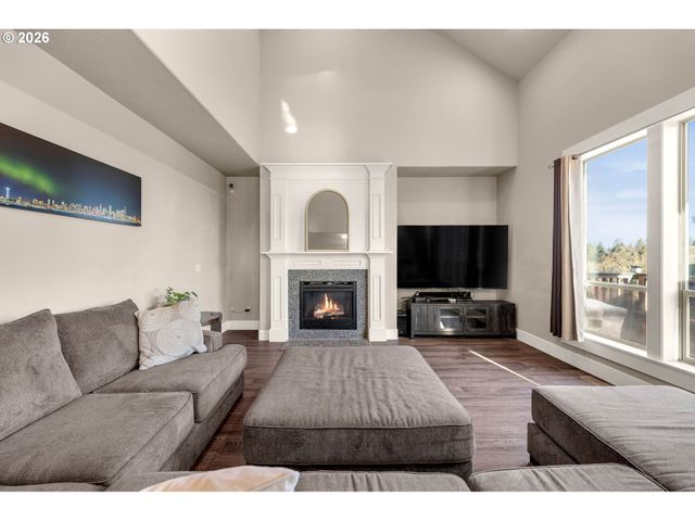 1551 N 4TH Ct, Washougal, WA 98671