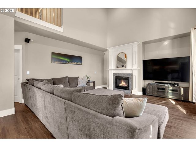 1551 N 4TH Ct, Washougal, WA 98671