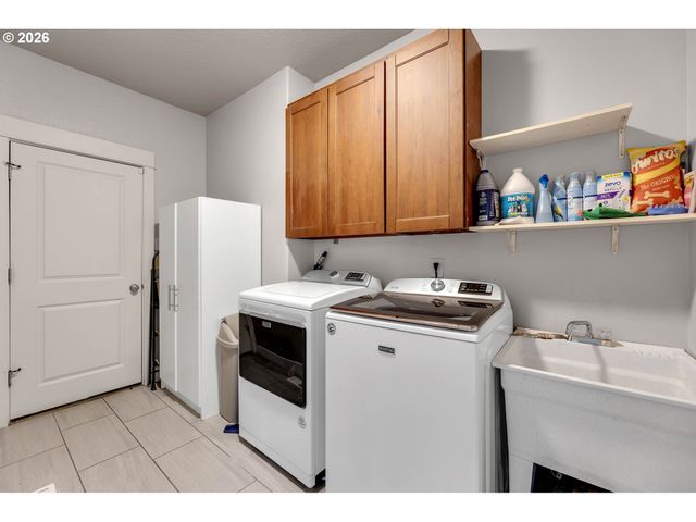 1551 N 4TH Ct, Washougal, WA 98671