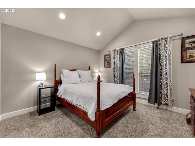 1551 N 4TH Ct, Washougal, WA 98671