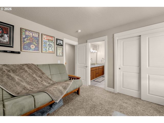 1551 N 4TH Ct, Washougal, WA 98671