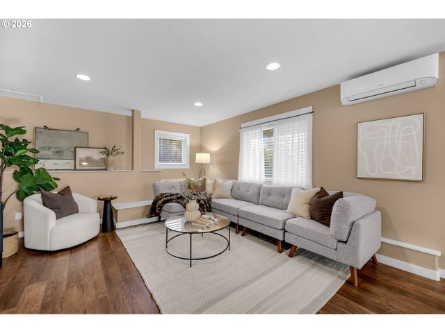 1551 N 4TH Ct, Washougal, WA 98671