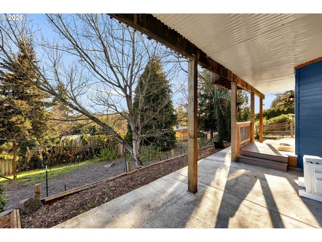 1551 N 4TH Ct, Washougal, WA 98671