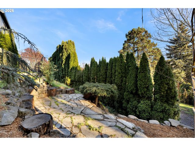 1551 N 4TH Ct, Washougal, WA 98671