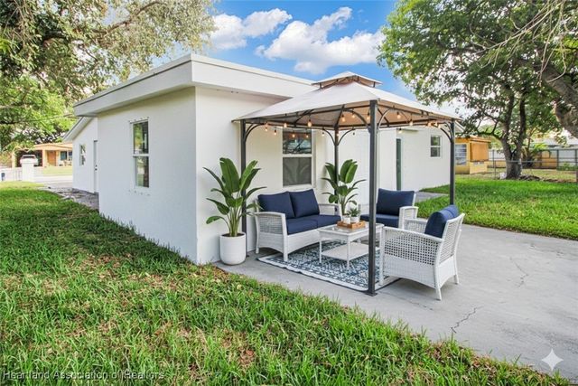 931 NW 38 Avenue, Lauderhill, FL 33311