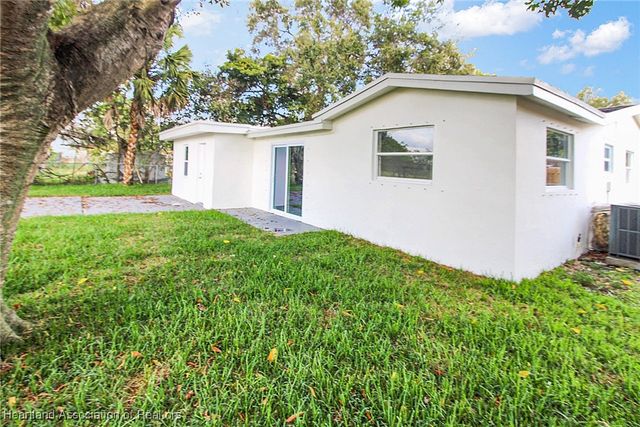 931 NW 38 Avenue, Lauderhill, FL 33311