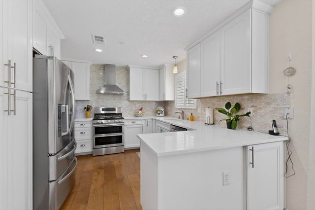 7007 Marigot Court NW, Albuquerque, NM 87120