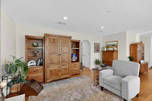 7007 Marigot Court NW, Albuquerque, NM 87120