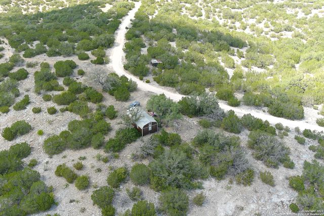 000 Stagecoach, Rocksprings, TX 78880