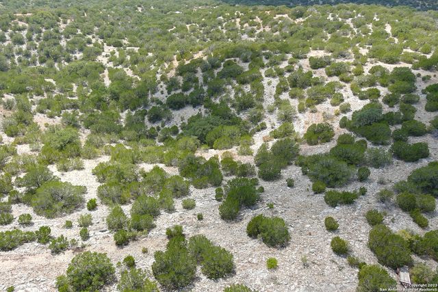 000 Stagecoach, Rocksprings, TX 78880