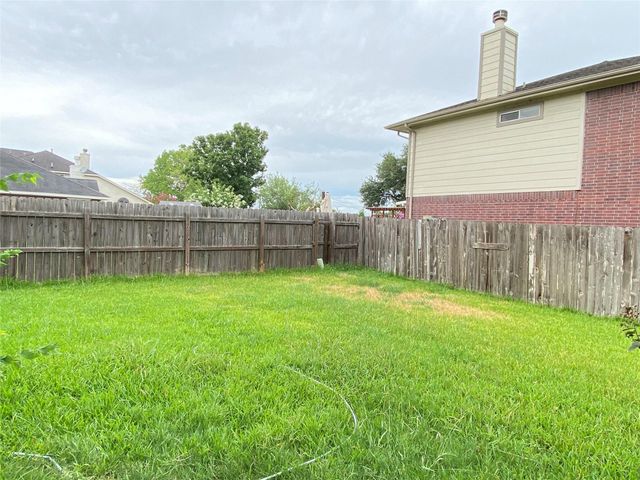 4223 Fieldview Court, Fresno, TX 77545
