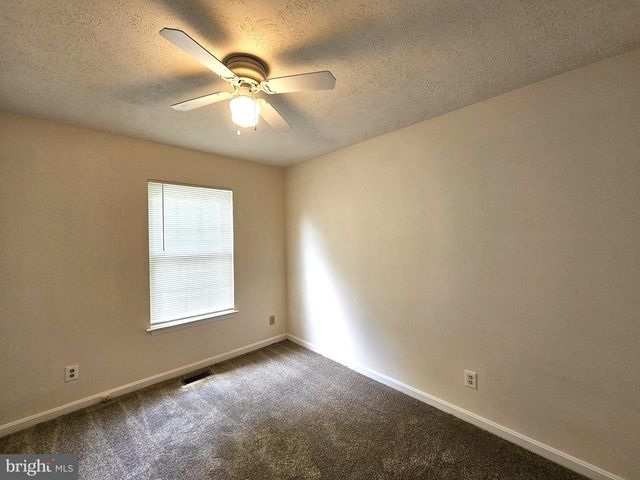 102 ASTON CT, Stafford, VA 22554