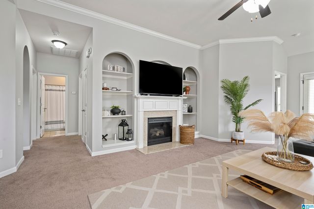 204 ADDISON DRIVE, Calera, AL 35040