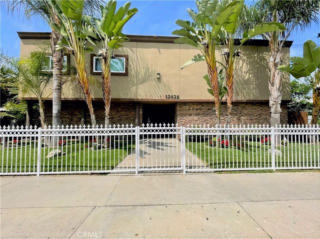 12437 Harris 9, Lynwood, CA 90262